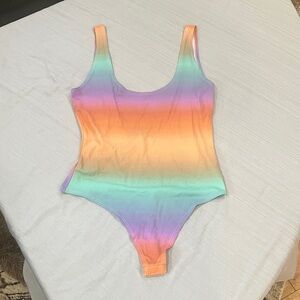 Vestique Multicolor Gradient Bodysuit